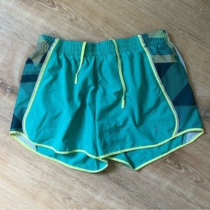 Nike dri fit athletic shorts